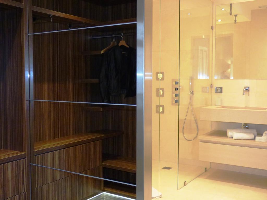 Arthur Properties Croisette Cannes Quarto foto